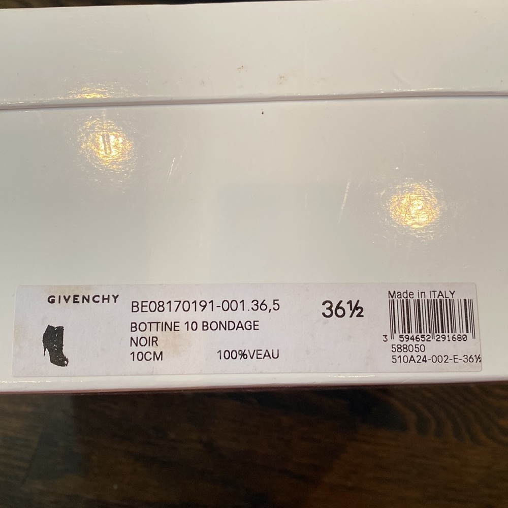 Super cool NIB Givenchy bondage booties - they are gorgeous and super stylish - Picture 15 of 17